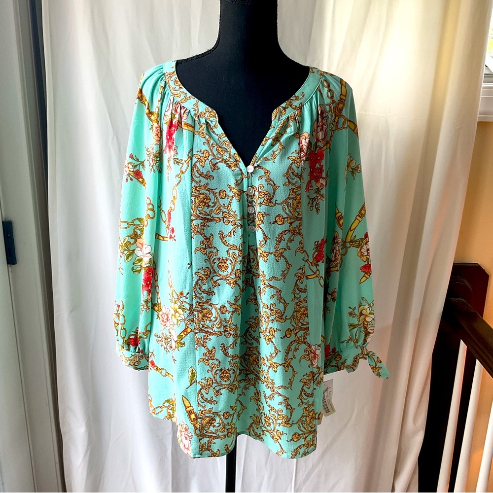 NWT floral blouse